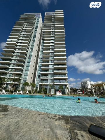 שדרות רחבעם זאבי 