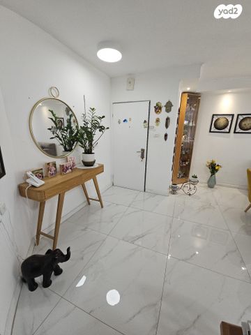 דירה, המצביאים 3, נאות יצחק, לוד