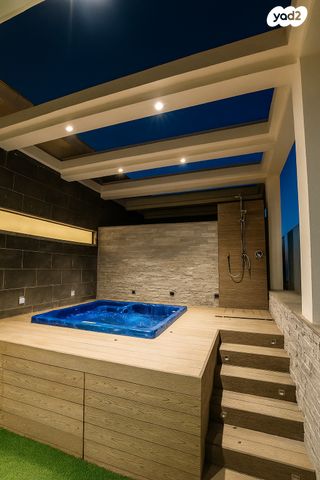 בית פרטי/ קוטג', בני בנימין, גלי הים, נתניה