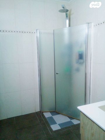 דו משפחתי, יבנאל 3, אפק, קצרין