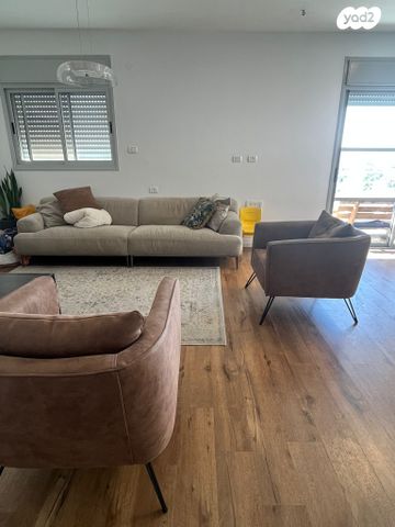 דירה, תל מונד