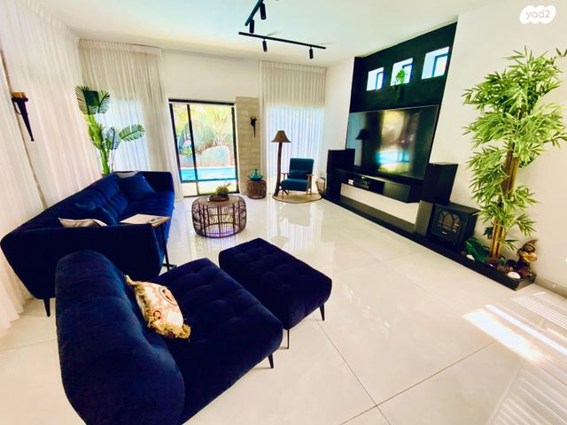 בית פרטי/ קוטג', גן יבנה