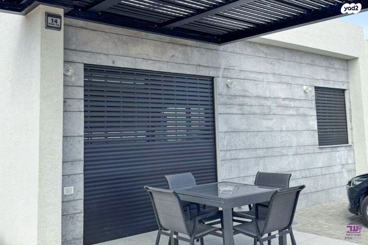 דו משפחתי, בני יהודה 14, קצרין