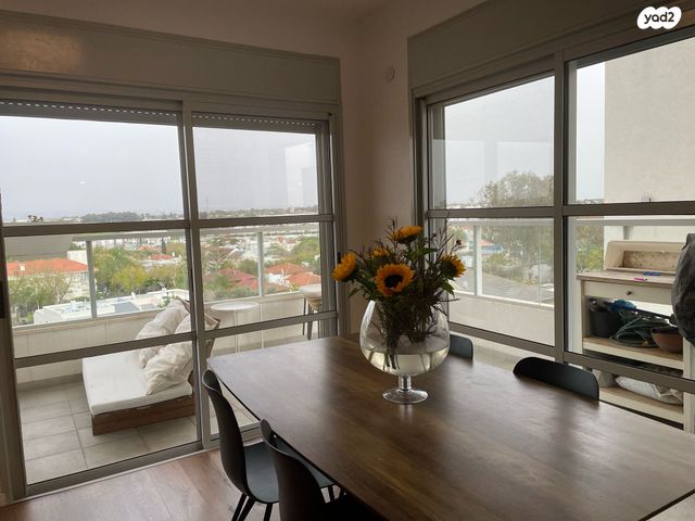 דירה, תל מונד