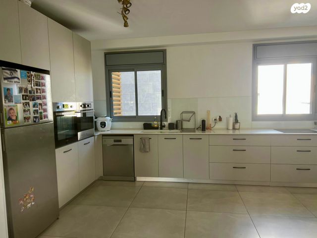 דירה, אחוזה, רעננה