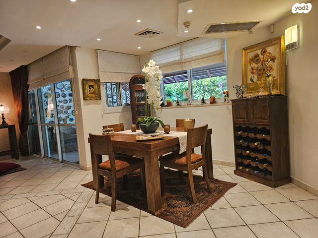 בית פרטי/ קוטג', ורד, בית דגן, בית דגן