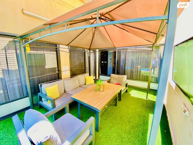 בית פרטי/ קוטג', גן יבנה