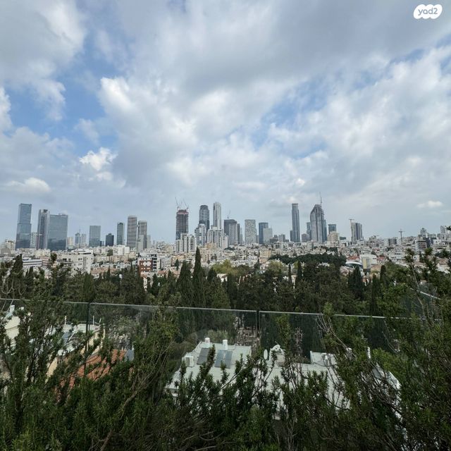 גג/ פנטהאוז, דוד רמז 1, גבעת הרמבם, גבעתיים