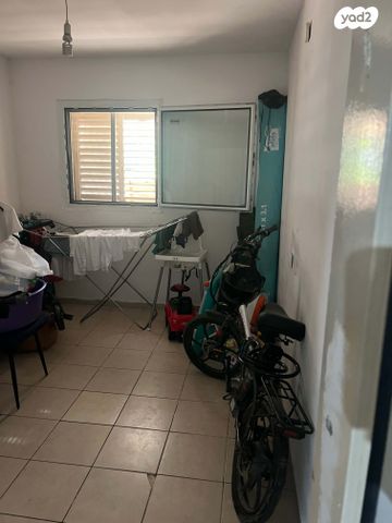 דירה, נאות אביב, שדרות