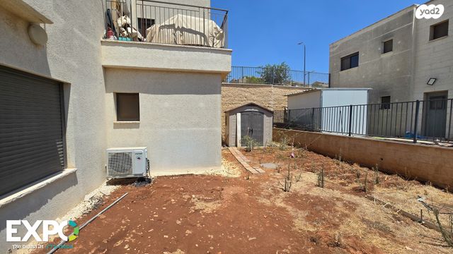 דירת גן, הררי קדם 1, רבבה, רבבה