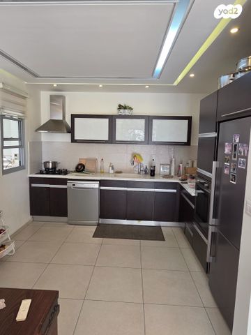 דירה, חזון אי"ש, רחובות הצעירה, רחובות