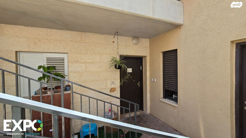 דירת גן, הררי קדם 1, רבבה, רבבה