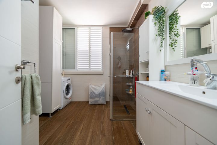 גג/ פנטהאוז, פתח תקווה