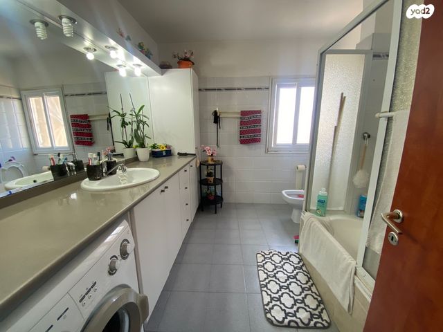 גג/ פנטהאוז, אגרובנק, חולון