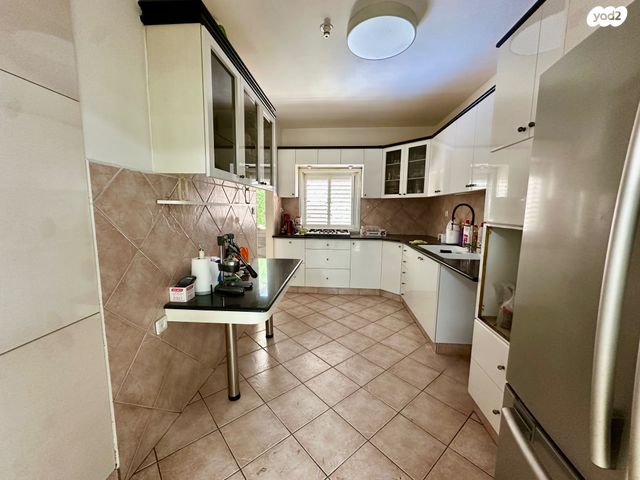 דירת גן, מרכז, כפר סבא