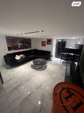 דירת גן, נאות יצחק, לוד