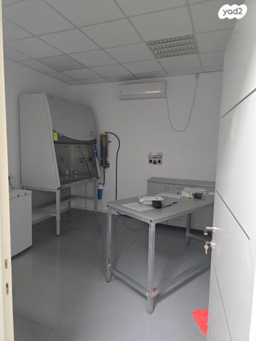 מבני תעשיה, אופקים