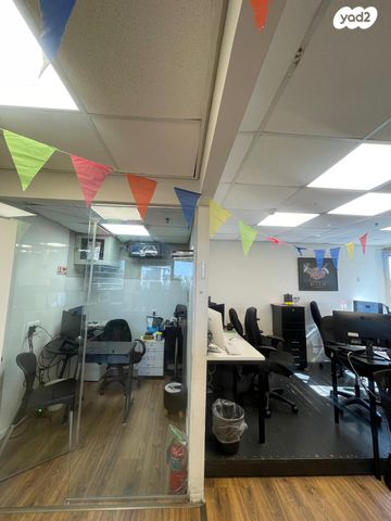 משרדים, בורסה, רמת גן