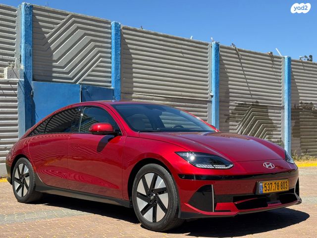 יונדאי איוניק 6