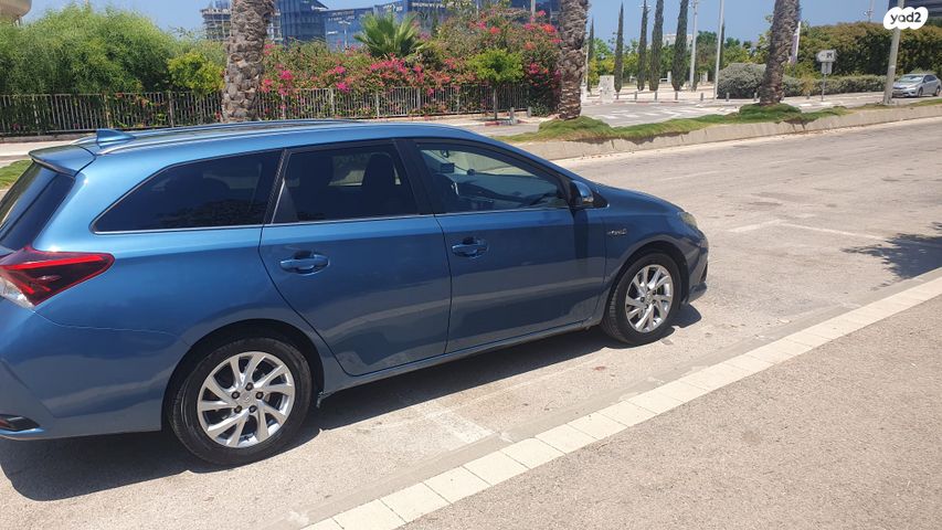מודעת רכב טויוטה אוריס