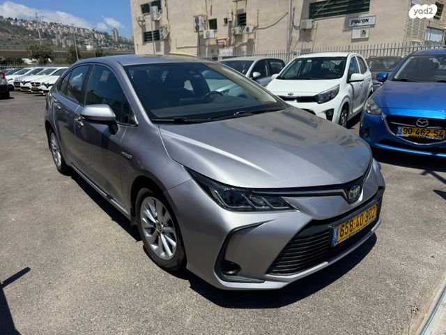 מודעת רכב טויוטה קורולה