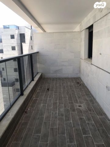 דירה, רועי קליין 29, נווה שמיר רמת בית שמש ה-1, בית שמש