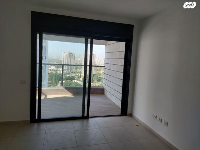 דירה, רועי קליין 7, קרית קריניצי, רמת גן