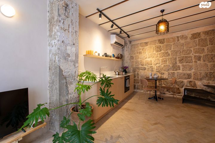 סטודיו/ לופט, רבי חנינא 9, צפון יפו, המושבה האמריקאית-גרמנית, תל אביב יפו