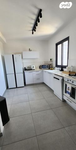 דירה, הצבר, נרקיסים, ראשון לציון