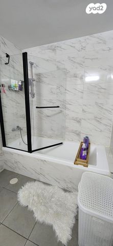 דירה, הצבר, נרקיסים, ראשון לציון