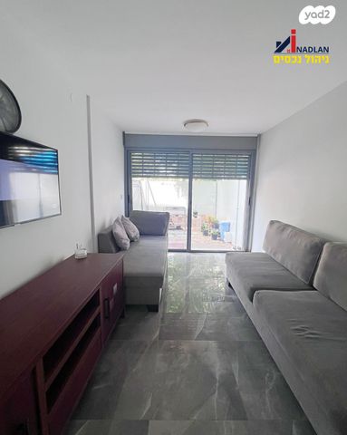 דירה, יחיאל וייסנברג, קנדי, אור עקיבא