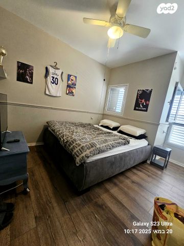 דו משפחתי, בית דגן