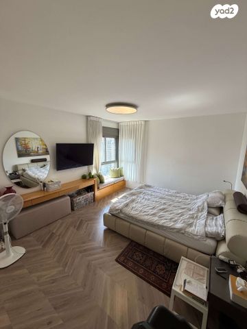 דירה, גולדה מאיר 6, מתחם 1200, הוד השרון