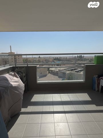 דירה, נחום סנה, רמות הרכס, באר שבע