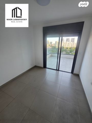 דירה, הרקפות, ראשון לציון