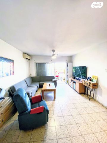 דירה, גבעת הצבר, נס ציונה