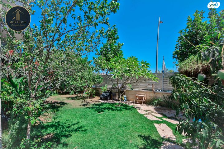 דירת גן, אור ים, אור עקיבא