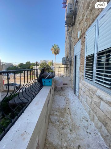 דירה, דוד נוי, מרכז העיר, עכו