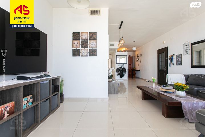 דירה, רות, כרמליה, חיפה