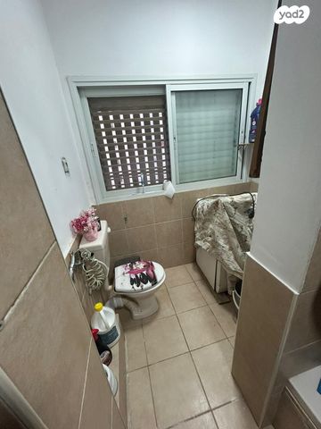 דירה, נחום שריג 11, רמות הרכס, באר שבע