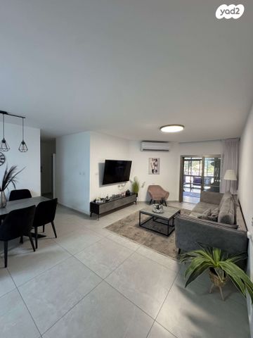 דירת גן, רמות הרכס, באר שבע