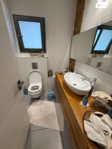 דירה, גולדה מאיר 6, מתחם 1200, הוד השרון