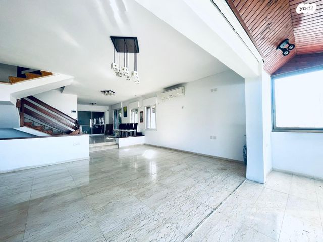 דירת גן, אהרונסון 2, רמת גולדה, חיפה