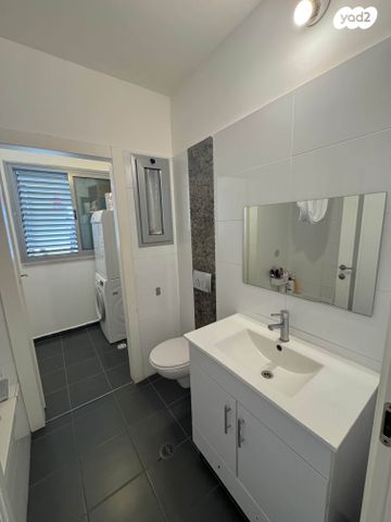 דירה, נחום סנה, רמות הרכס, באר שבע