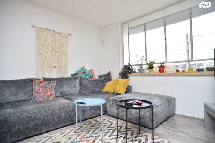 דו משפחתי, פוקס, גבעת העיריות, גדרה