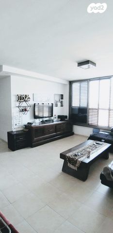 יהושע שטמפפר 