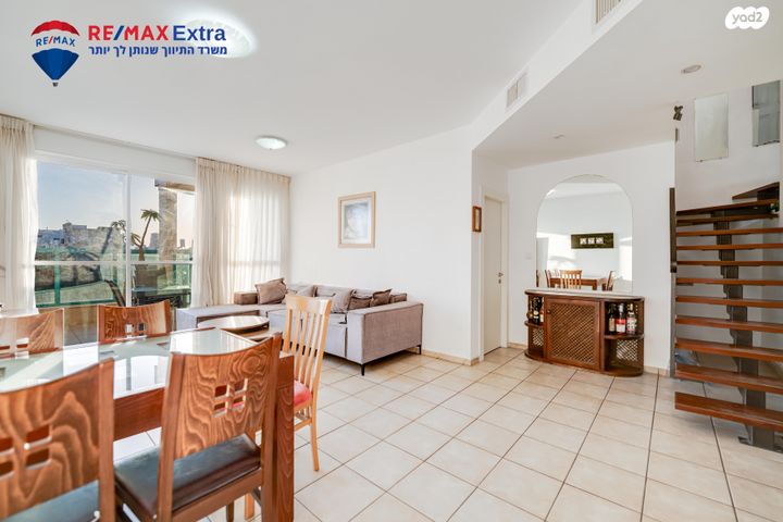 גג/ פנטהאוז, כצנלסון 31, בת ים