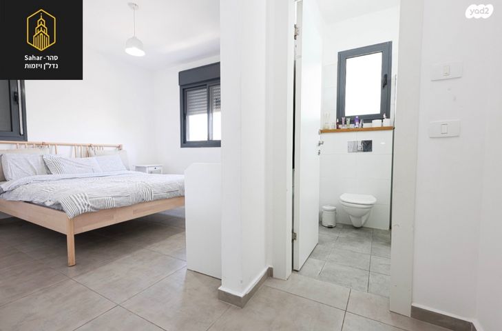 דירה, אלפי מנשה