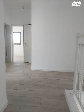 בית פרטי/ קוטג', בנימינה גבעת עדה