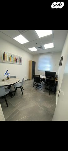 משרדים, מודיעין מכבים רעות